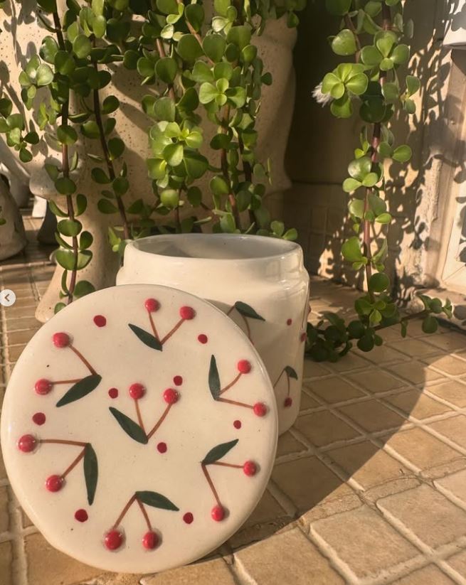 Morwee Cherry jar