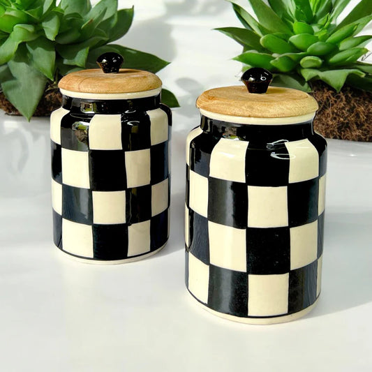 Morwee chess black and white paint  air tight jar