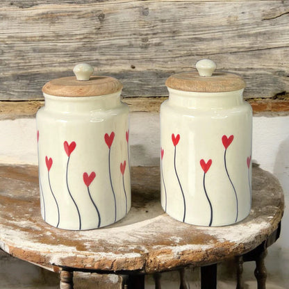 MORWEE white Heart flower jar