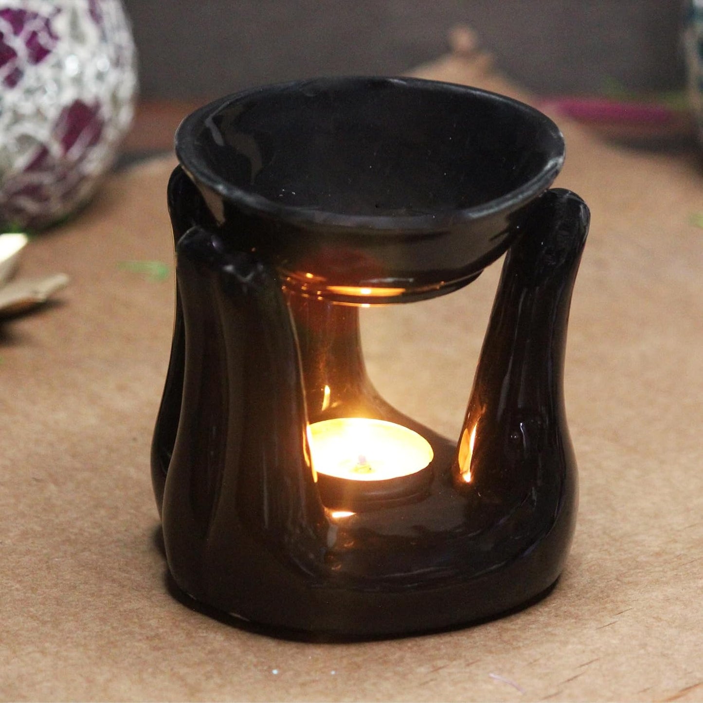 Morwee Ceramic Candle Diffuser Hand Shape Diffuser Black