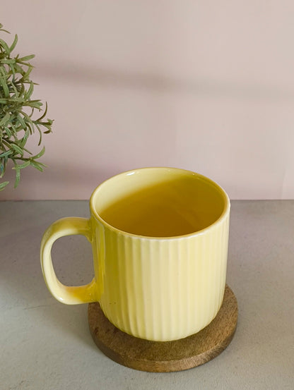 Morwee yellow  cup set of 2 with tray