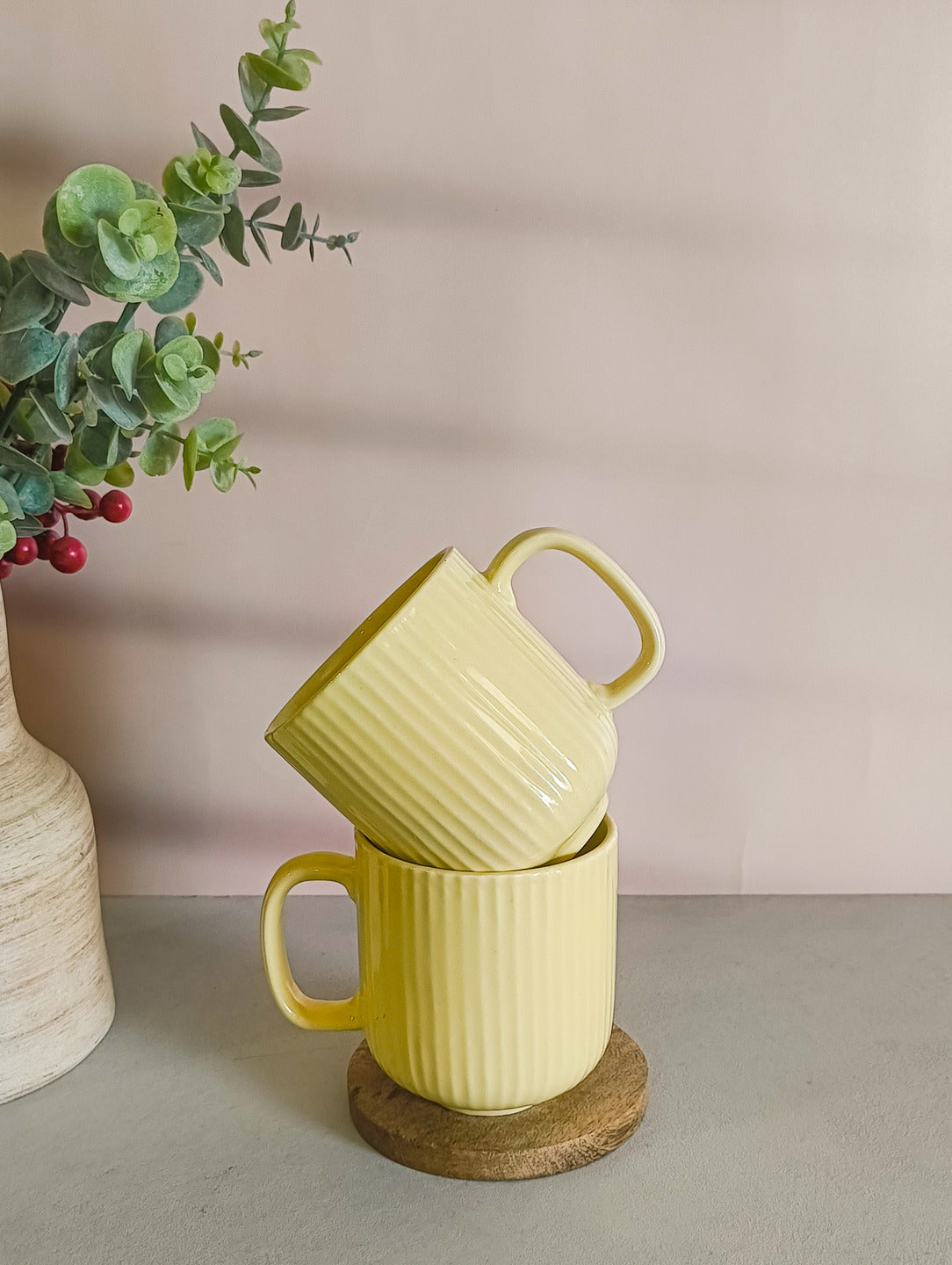 Morwee yellow  cup set of 2 with tray